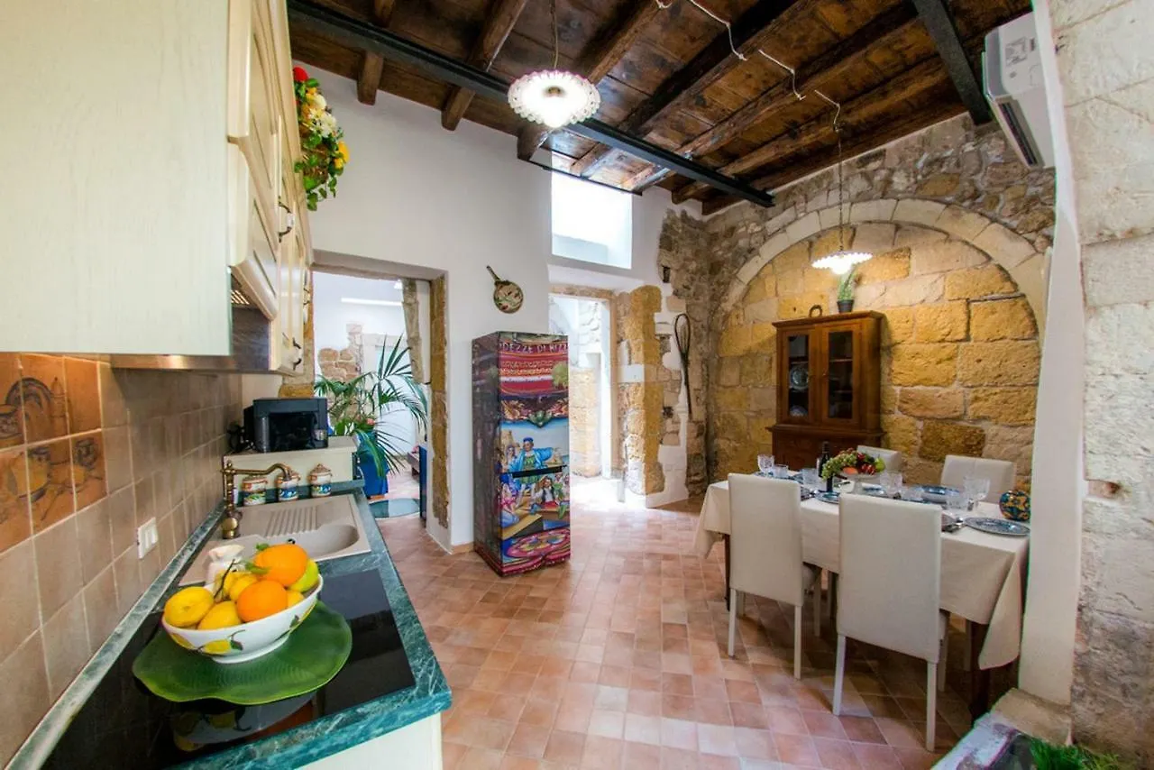 Appartamento Ortigia Ancient House Syracuse